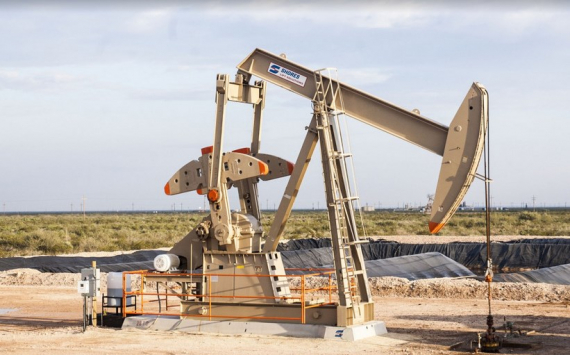 Казахстан пошел на добровольное снижение добычи нефти